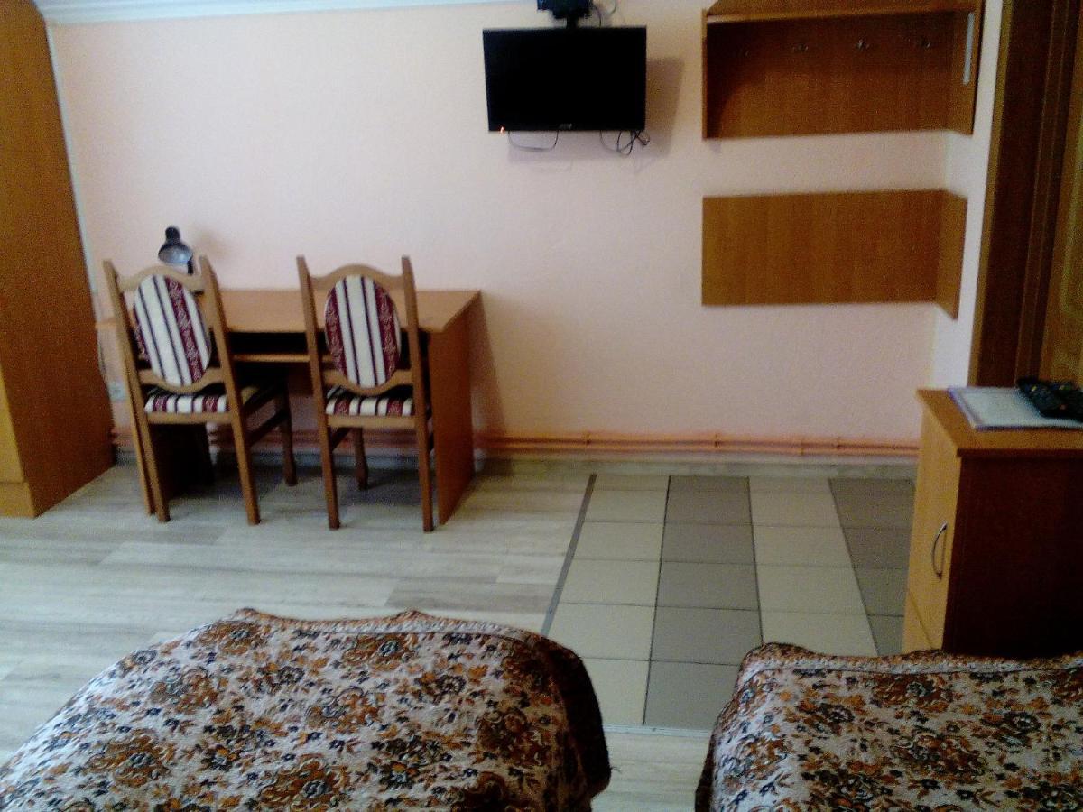 Hostel On Flotska Івано-Франківськ Екстер'єр фото