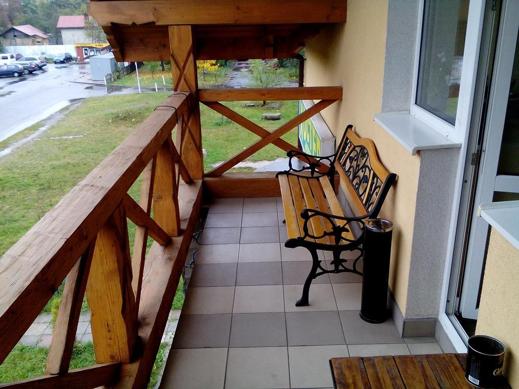 Hostel On Flotska Івано-Франківськ Екстер'єр фото