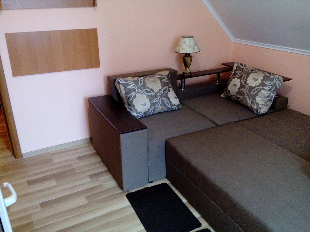 Hostel On Flotska Івано-Франківськ Екстер'єр фото